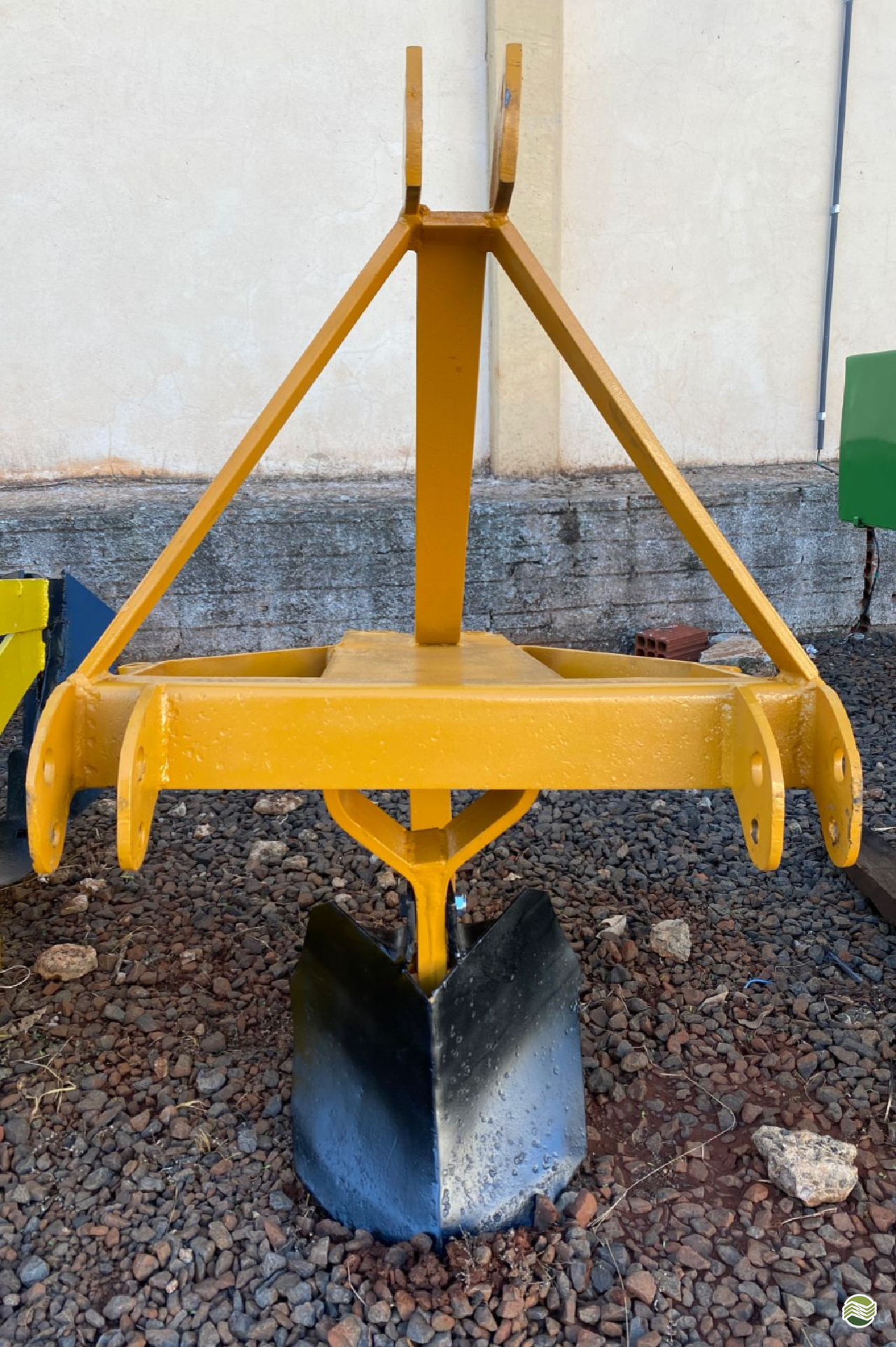 IMPLEMENTOS AGRICOLAS SULCADOR 1 LINHA Camtrac Máquinas Agrícolas MARIALVA PARANÁ PR
